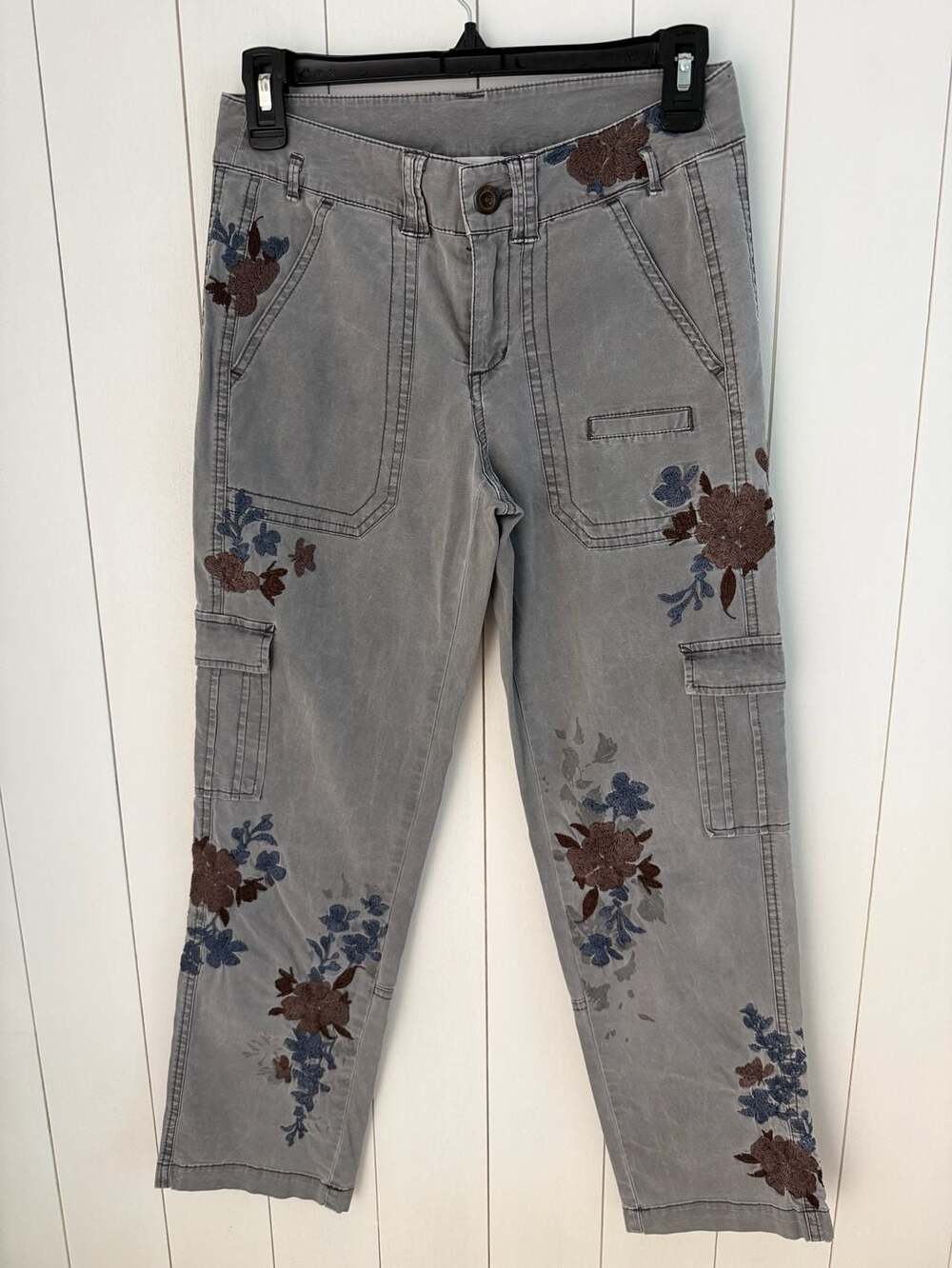Boho Sundance Gray Floral Embroidered Cargo Pants Y2K P2